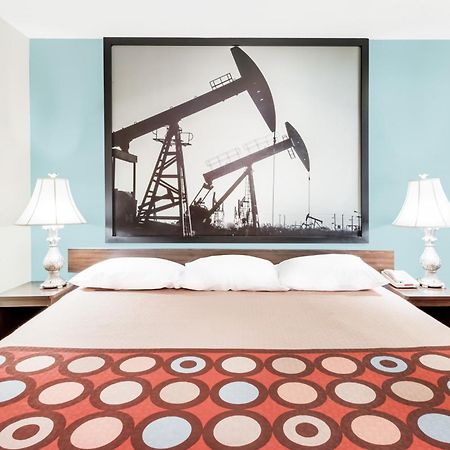 Super 8 By Wyndham Midwest City Ok Exteriör bild