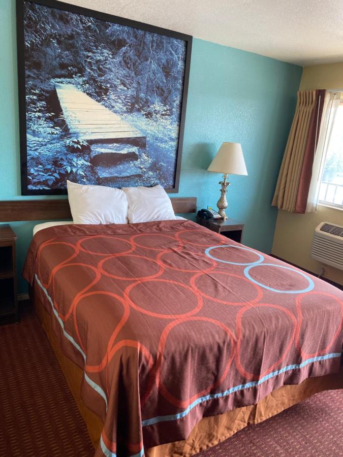 Super 8 By Wyndham Midwest City Ok Exteriör bild