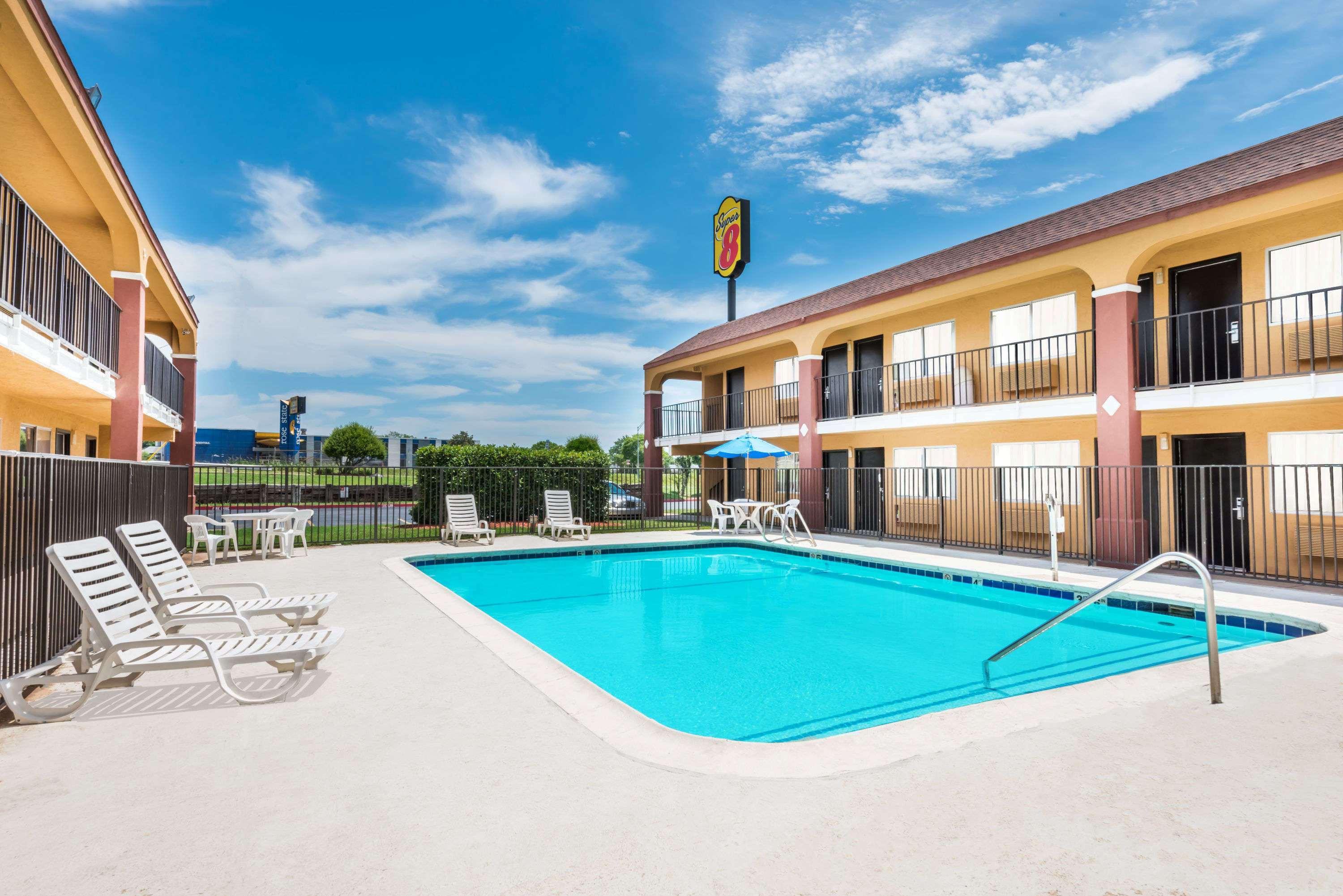Super 8 By Wyndham Midwest City Ok Exteriör bild