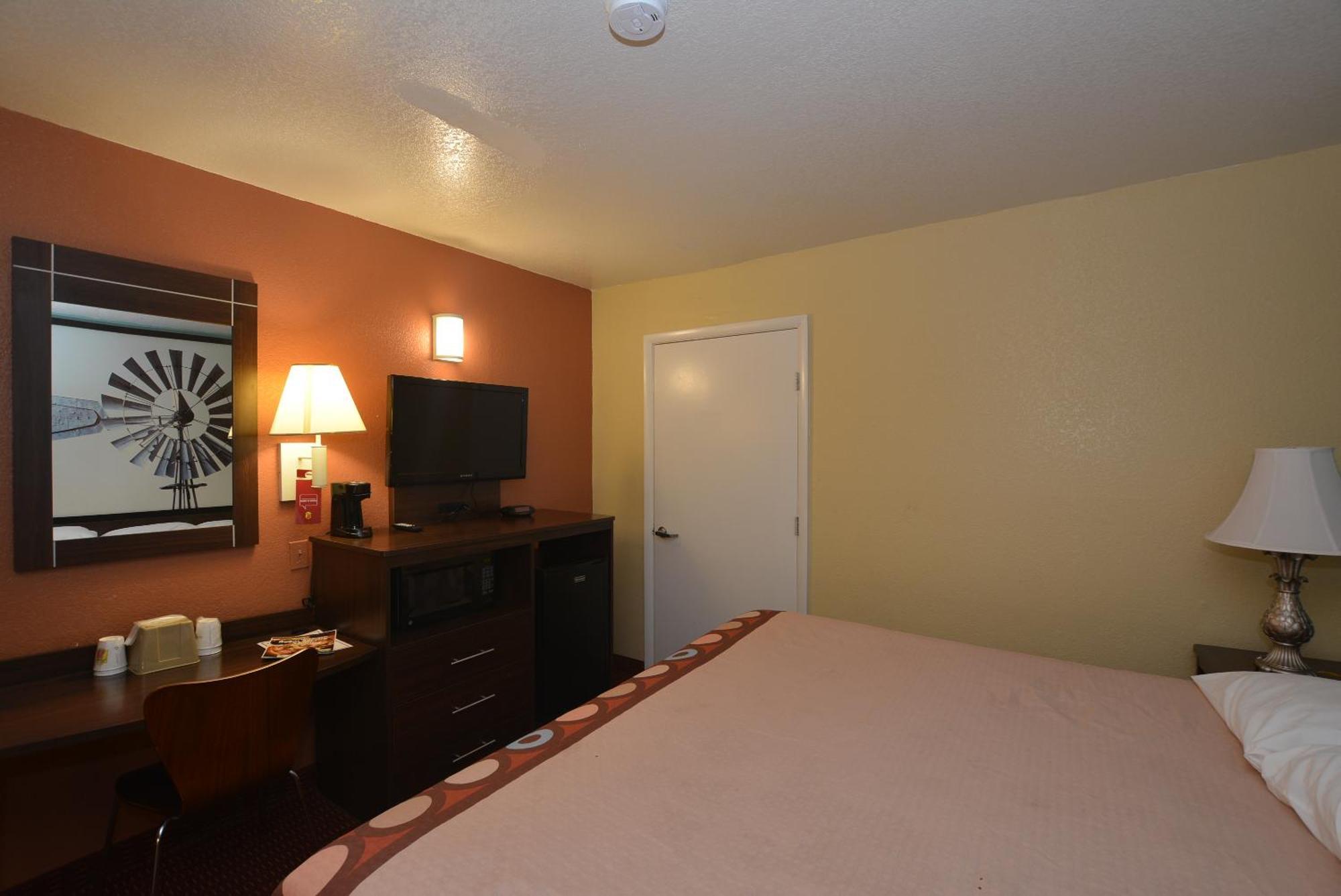 Super 8 By Wyndham Midwest City Ok Rum bild