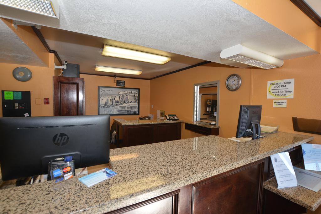 Super 8 By Wyndham Midwest City Ok Exteriör bild